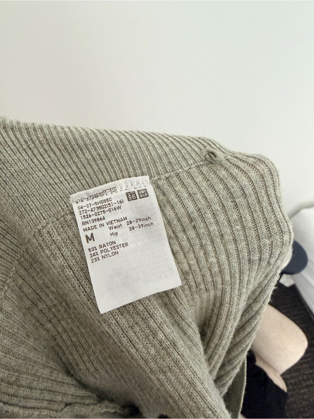 UNIQLO Lounge Knit Ribbed Pants - Picture 4 of 8